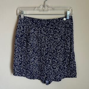 California Influence Vintage Navy Blue/White Floral Lightweight Skort Size Small